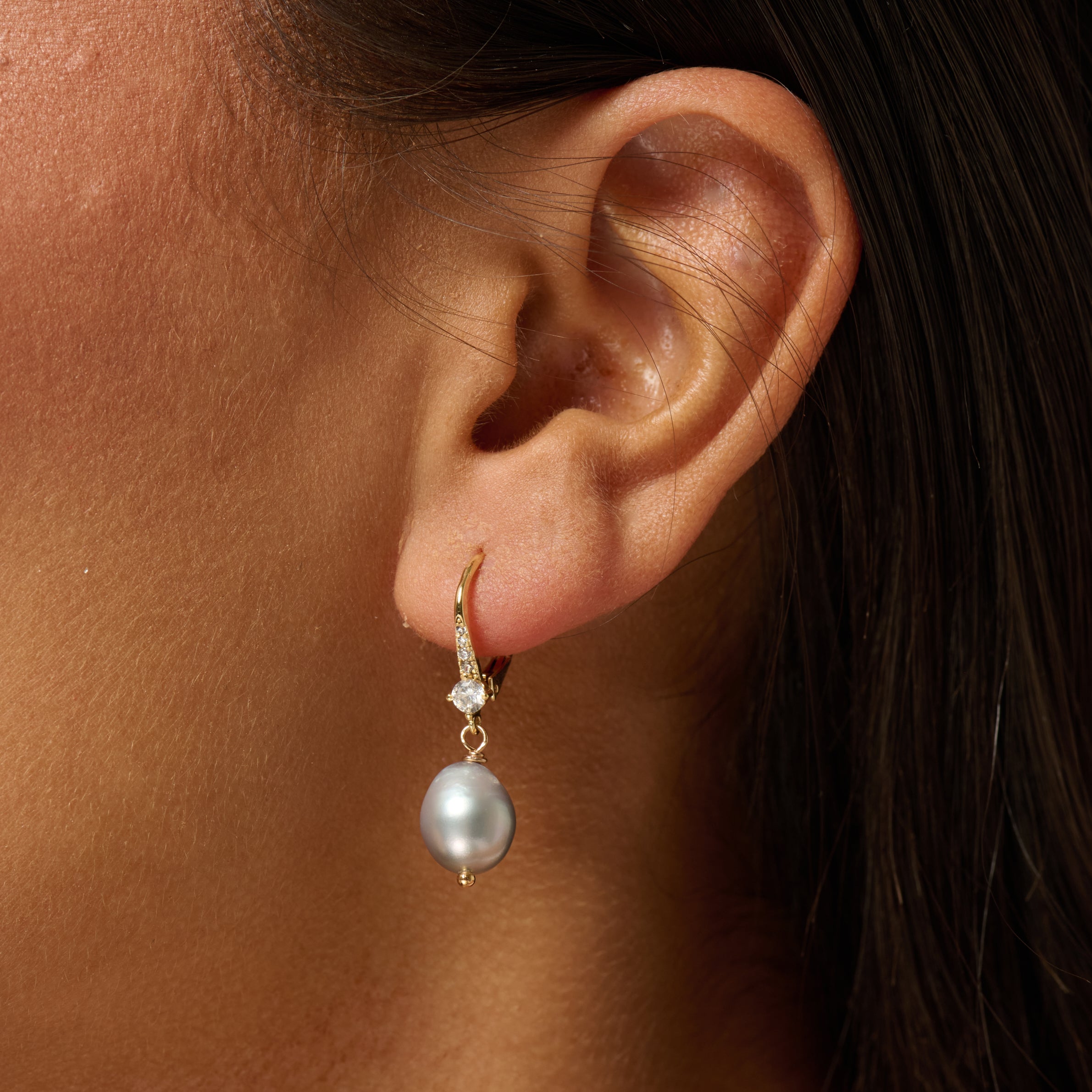 Moana Pearl Drop Earrings
